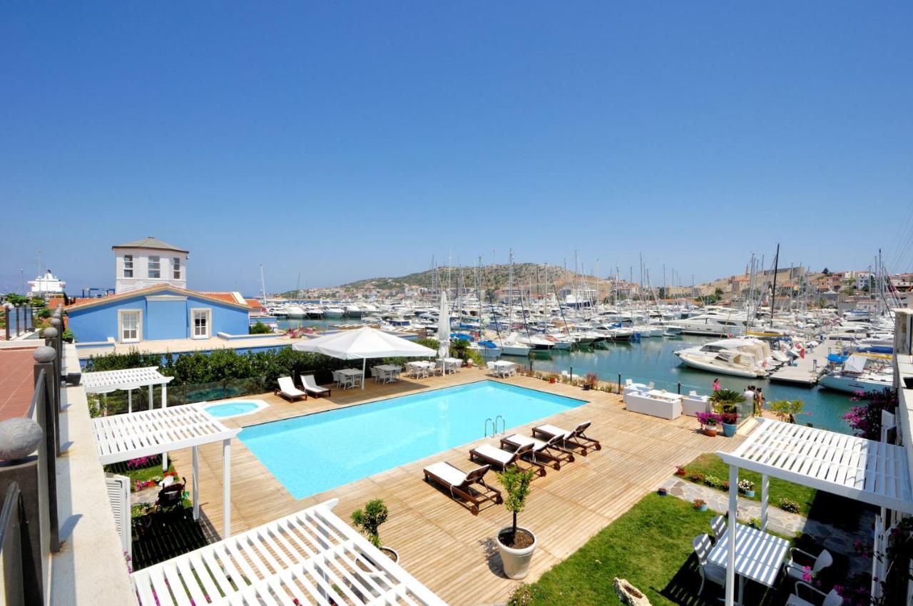 Cesme Marina Konukevi Hostel Exterior photo