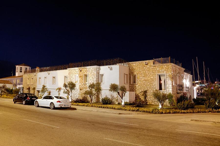 Cesme Marina Konukevi Hostel Exterior photo